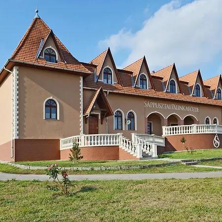 Sappusztai Vendeghaz Guest house